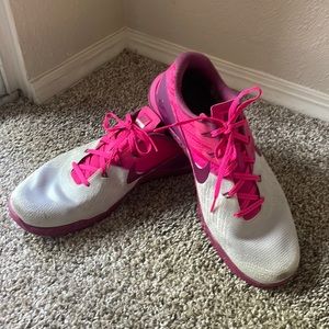 Pink/Grey Nike METCON 3 women’s size 11 shoe